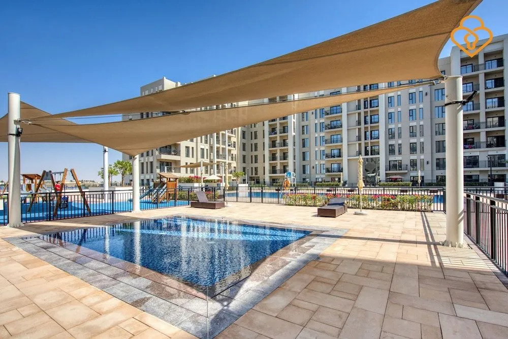 1 B/R Apt 411 Hayat Boulevard Townsquare