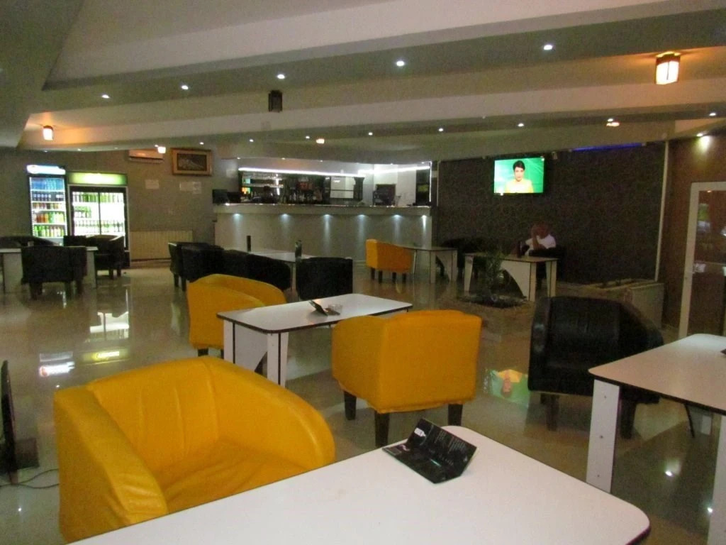 Hotel Ovicris Selena
