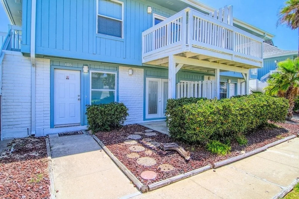 El Cortez Condominiums #105 2 Bedrooms 2 Bathrooms Condo
