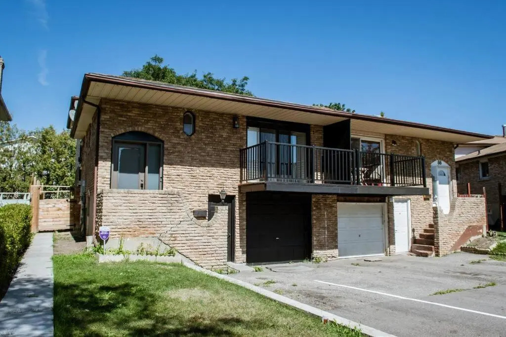 Honey I'm Home Suite 2 bedroom upper level