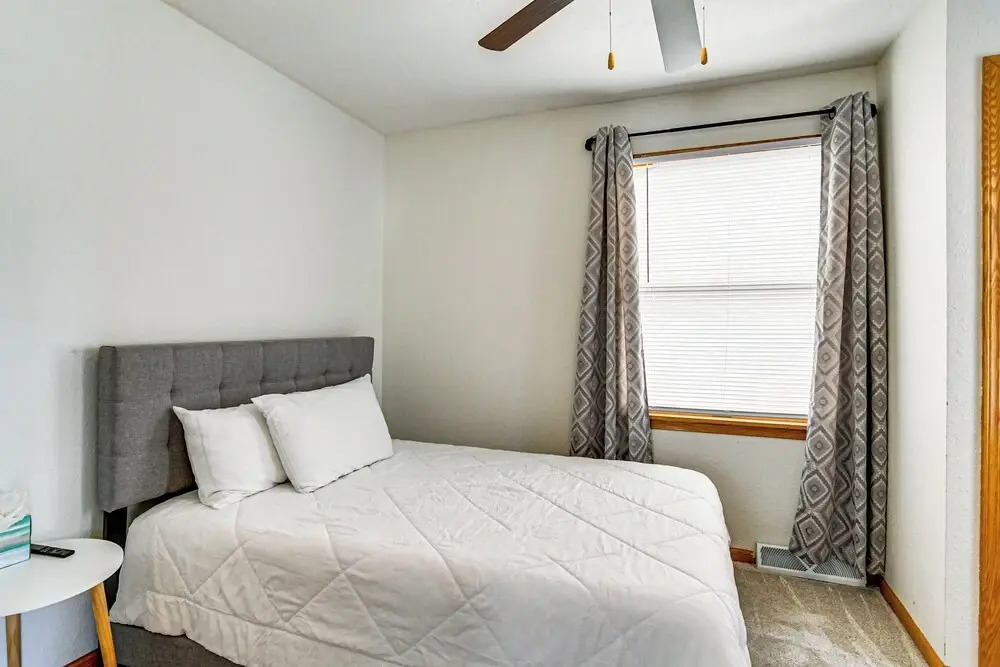 Pet-friendly Home 2 Mi to Downtown Des Moines!