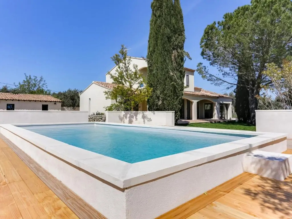 Maison Arles, 6 pièces, 8 personnes - FR-1-599-6