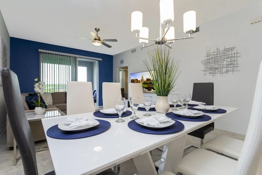 Stunning 2 Bd Condo Close to Disney 304 3191