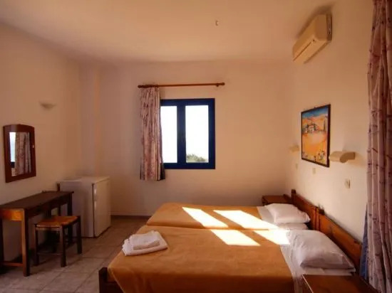 Voukelari Rooms