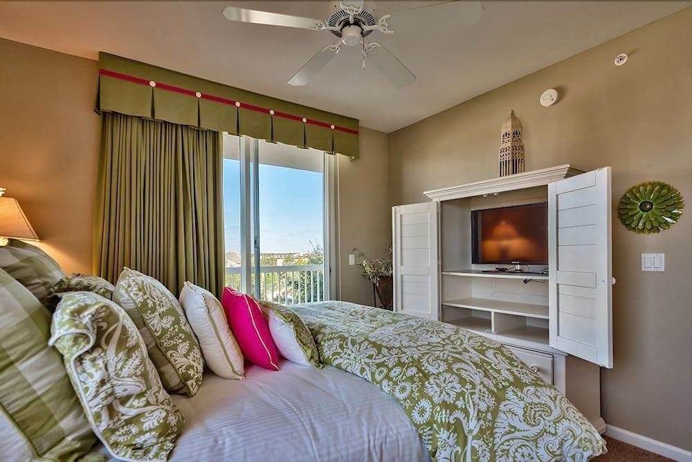 ST LUCIA 506 3 Bedroom Holiday Home by Five Star Properties