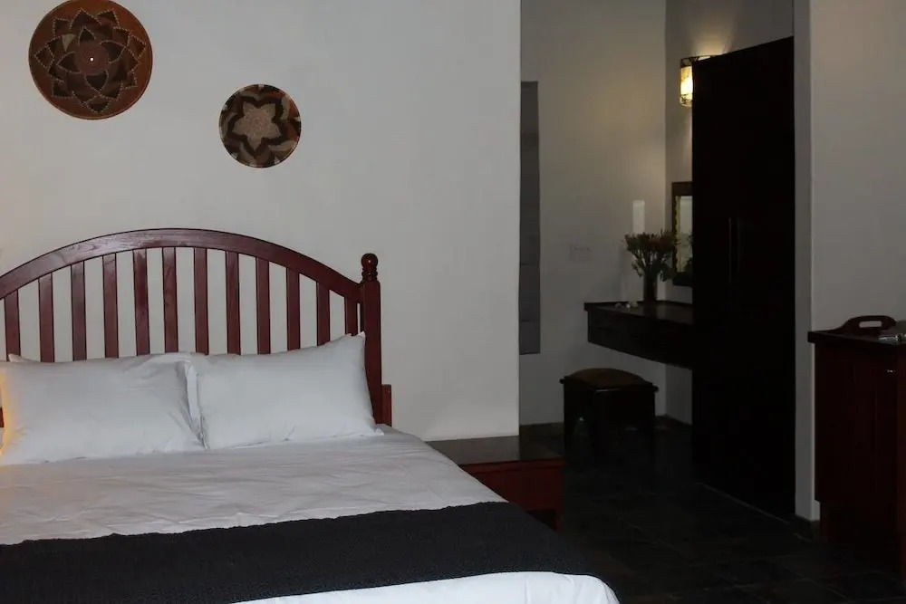 Manong Game Lodge