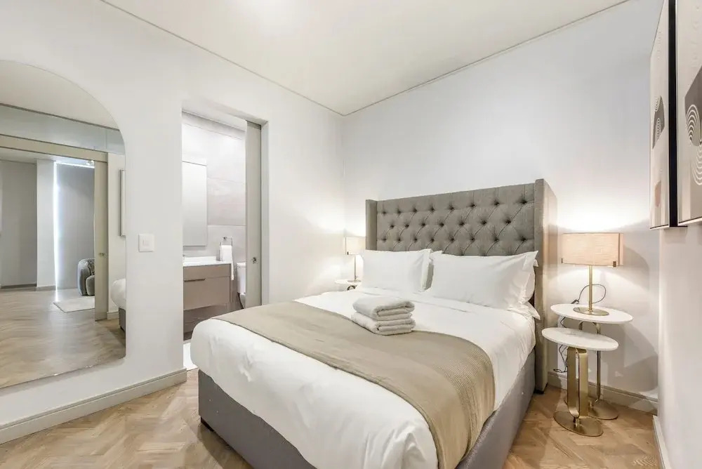 Easy Stay-One Rosebank
