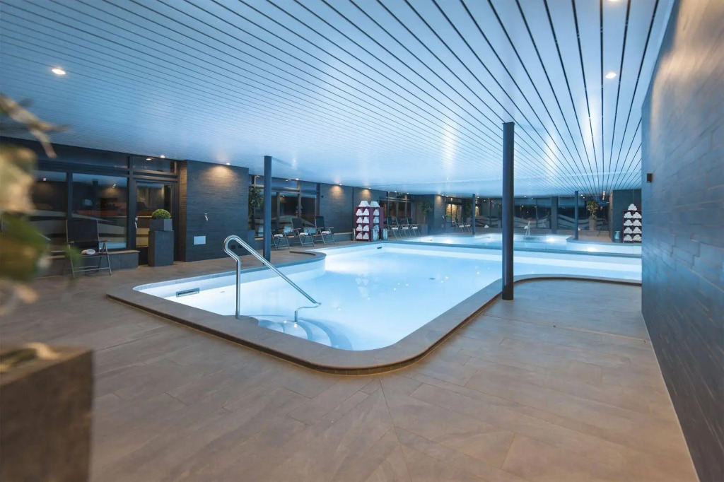 Club Hotel rooms only - by Mountain Hotels