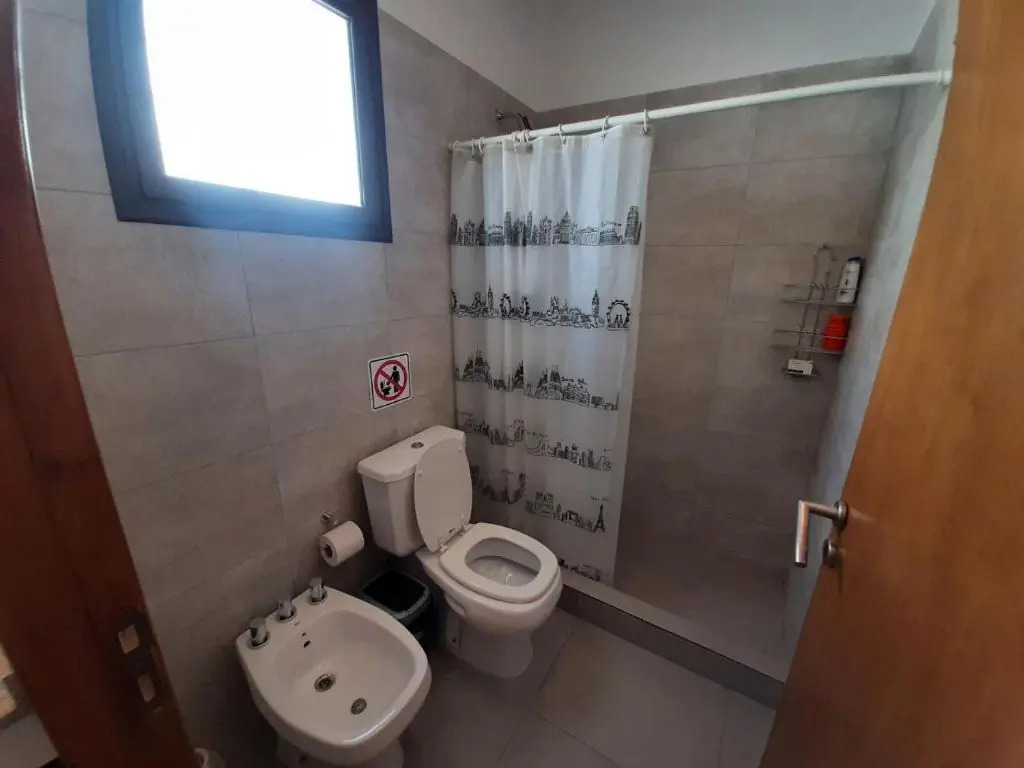 5 - Departamento 2 Dormitorios, Cochera - Mendoza Argentina
