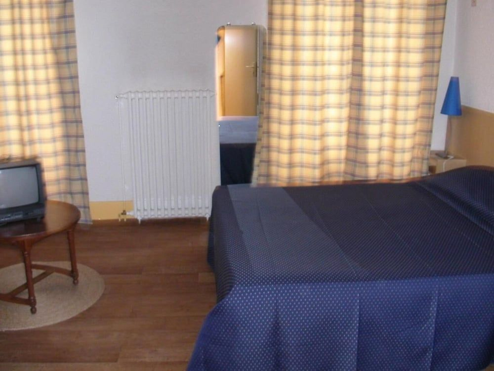 Cleotel