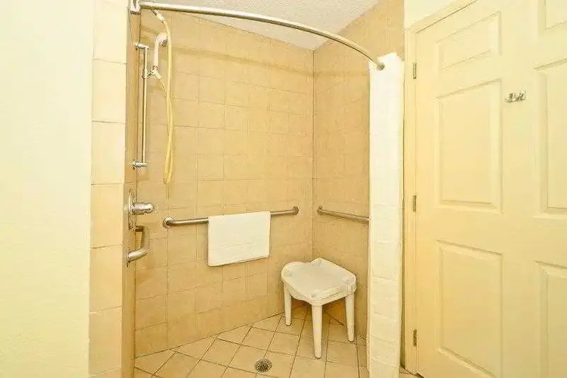 Manchester Heritage Inn & Suites
