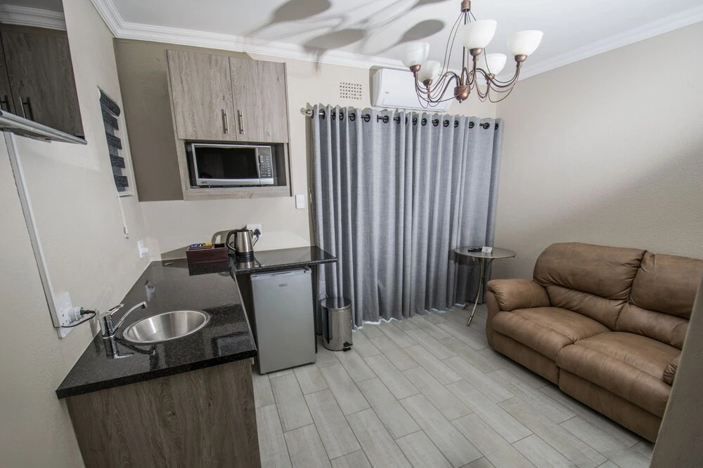 Up21 Guest House