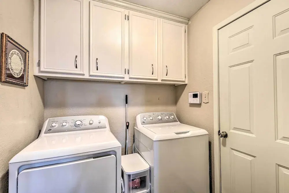 Abilene Home W/bbq & Pvt Yard, 1 Mi to Acu!