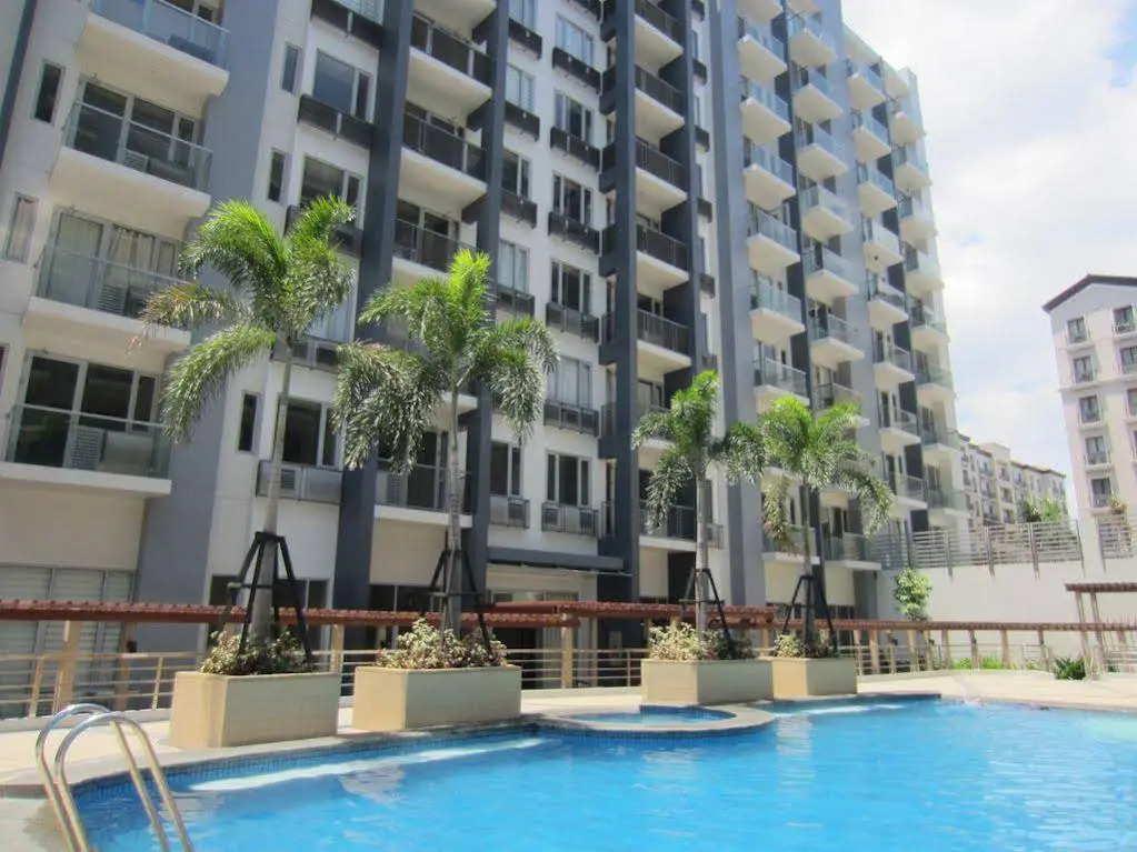 Palm Tree Genlex Condo