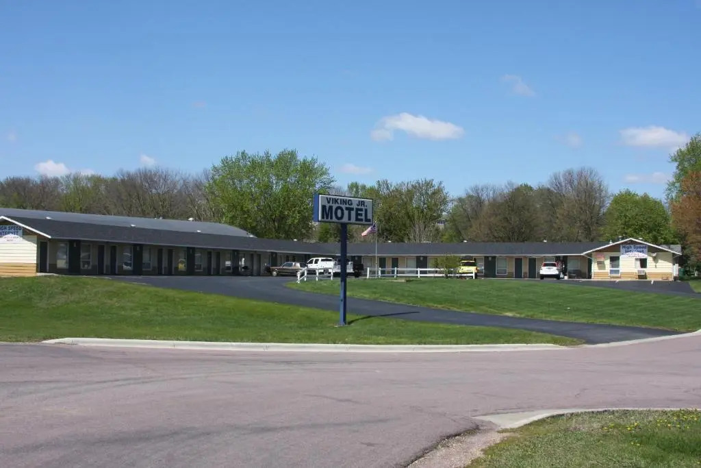 Viking Jr. Motel
