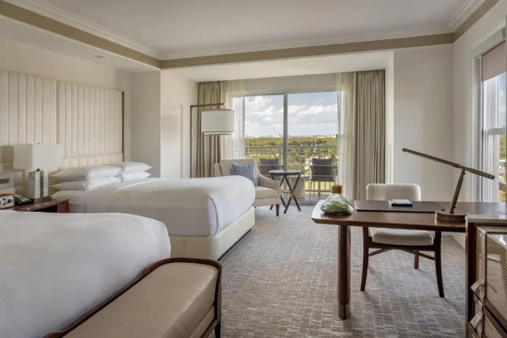 The Ritz-Carlton Residences Orlando, Grande Lakes