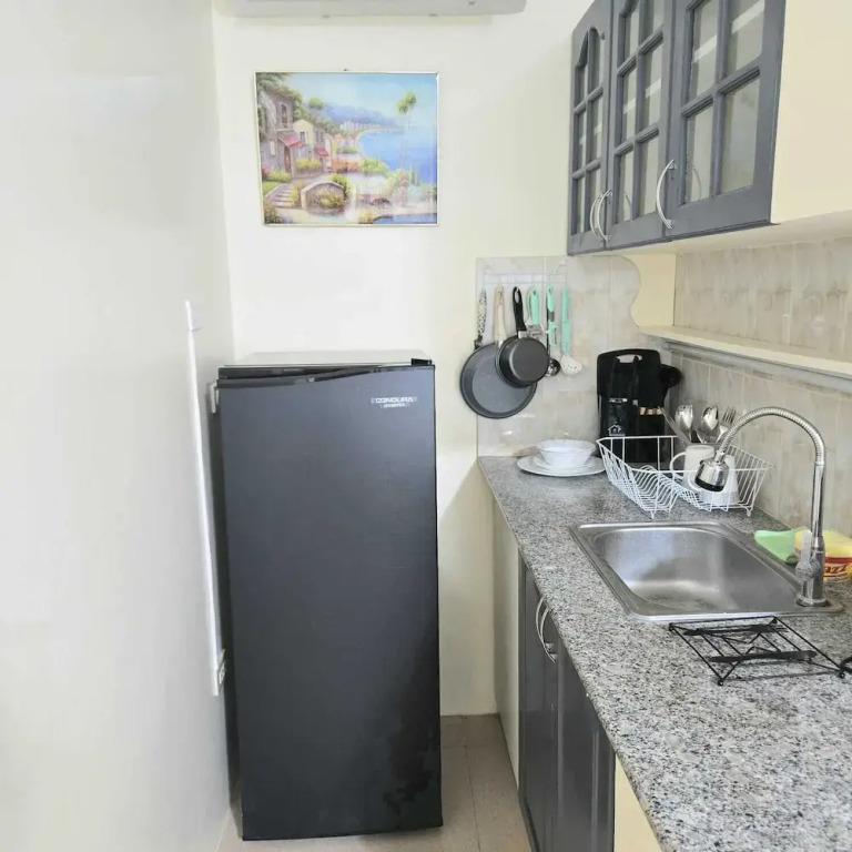 Mangotree Apartel & Resort