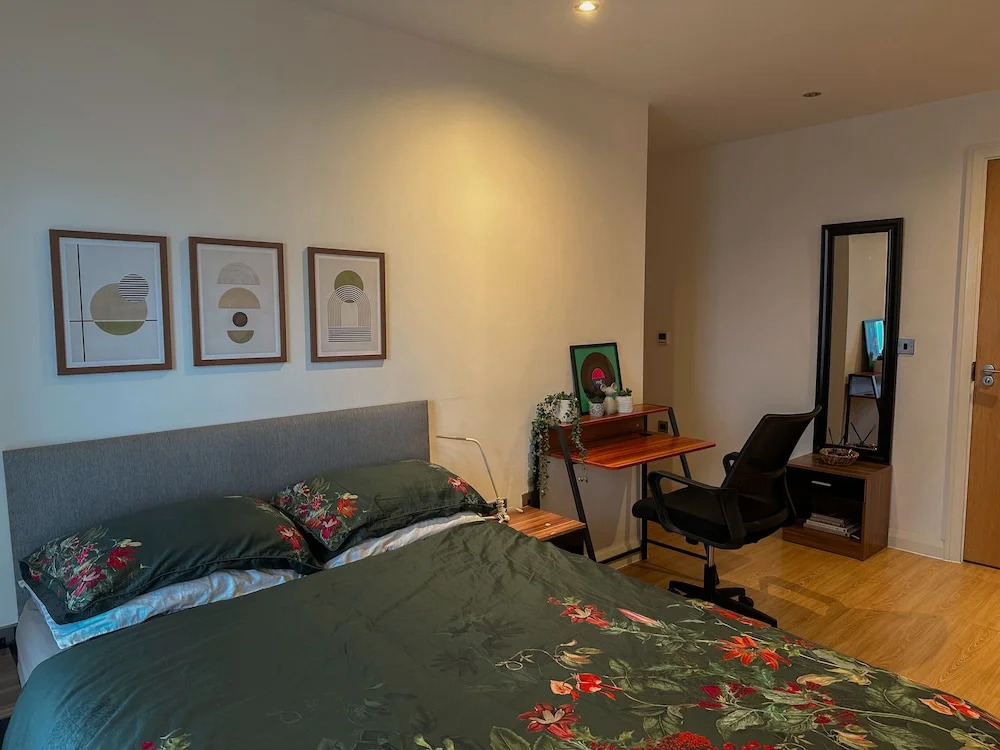 Entire 2BR Flat Rental in Manchester City Centre
