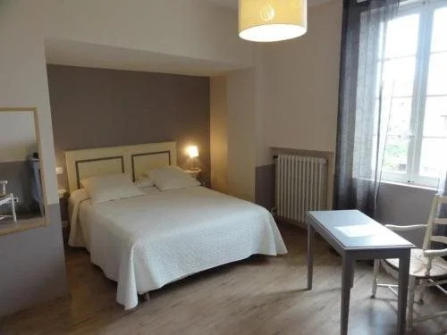 Hôtel les Echevins