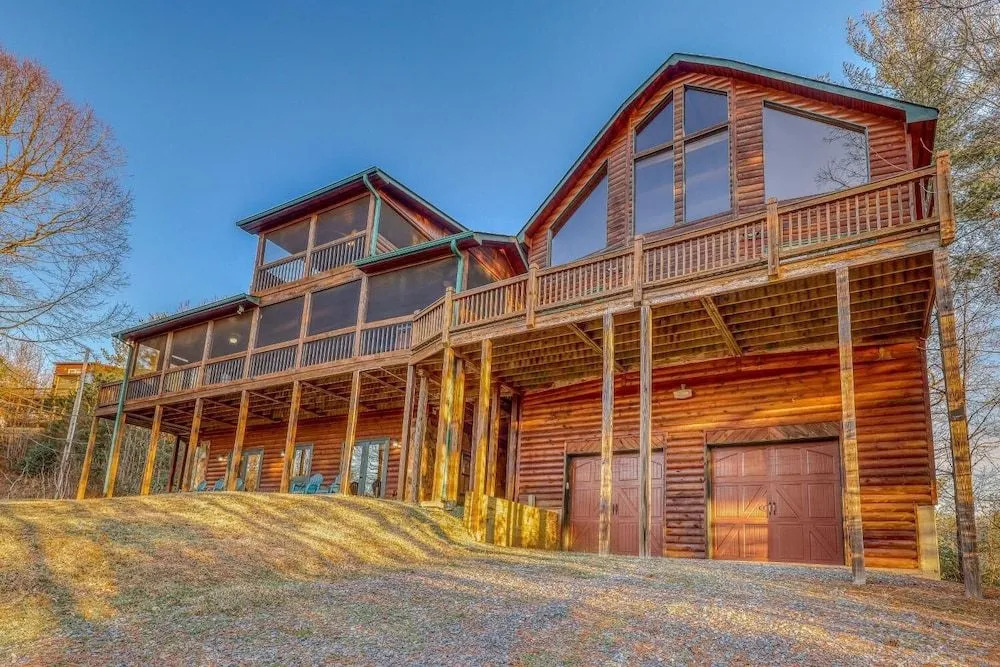 Paradise Lodge