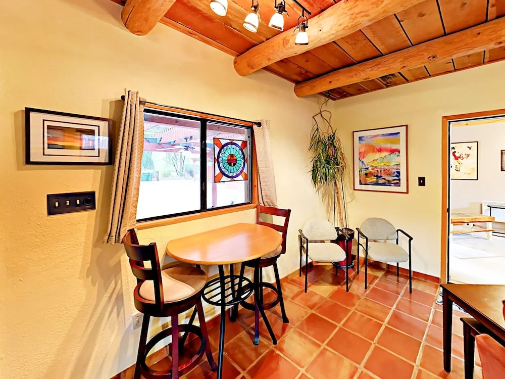 437 Liebert St Home 2 Bedrooms 1 Bathroom Home