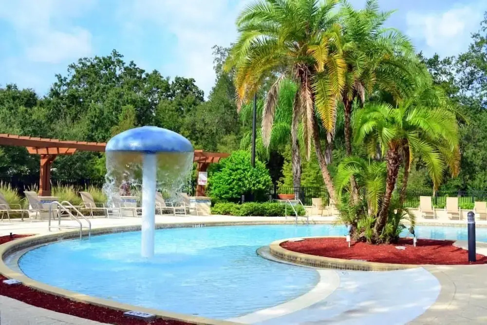 Lucaya 4 Bedrooms 3 Baths Townhome With Starwars Bedroom!