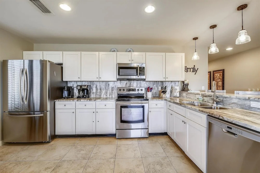 Origin at Seahaven 403 - Spacious 3 Bedroom w/Sunset View! Free Fun! 3 Condo by RedAwning