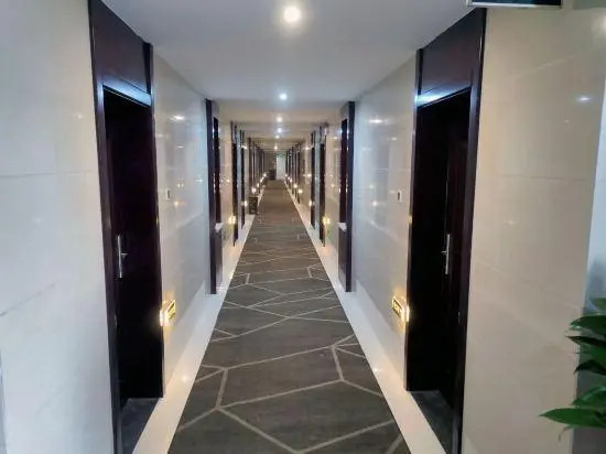 Gold Holiday Hotel