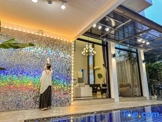 189/7bangkok 6 bedrooms private pool villa，1000square summer villa