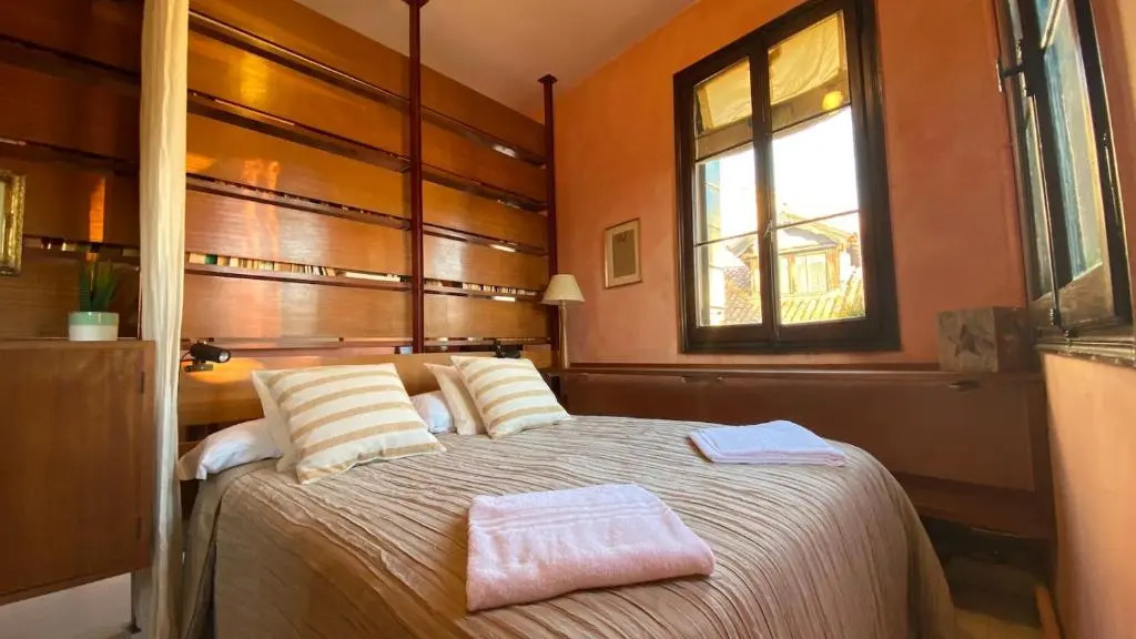 CA' ROMANTICA - BIG APPARTMENT at ACCADEMIA