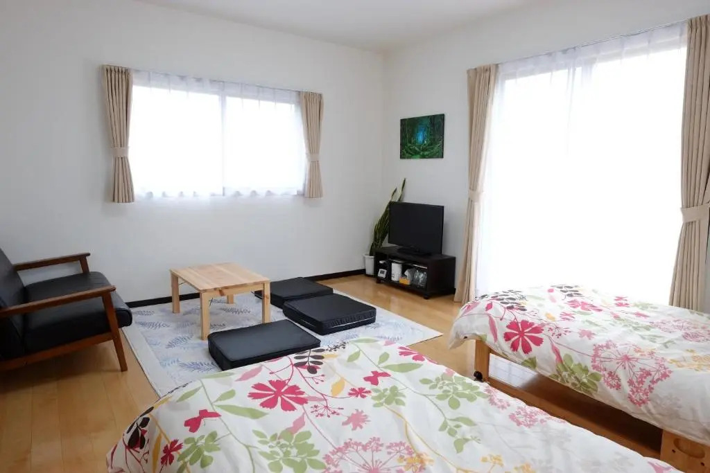 Cottage Kutsuroki
