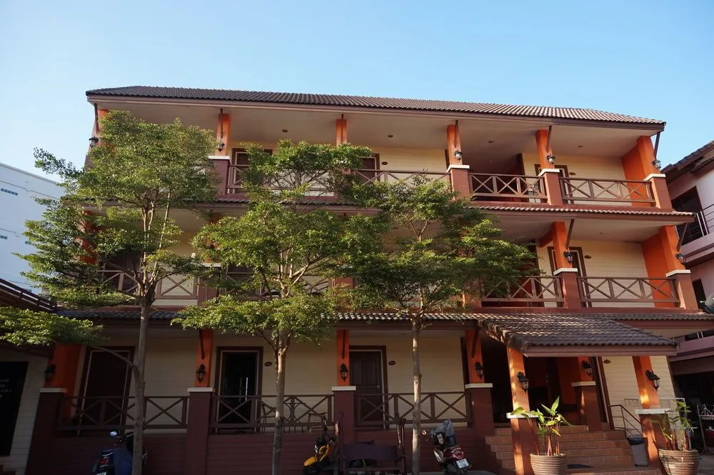 Jintakarm Home Place(จินตคาม โฮม เพลส)