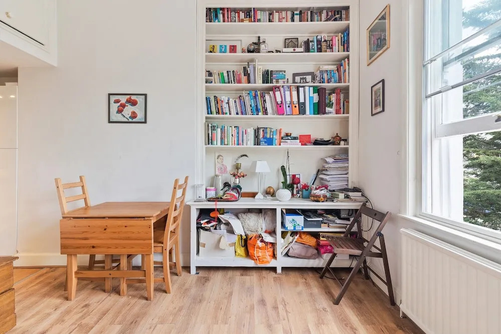 2 Bedroom Apartment in Kensington