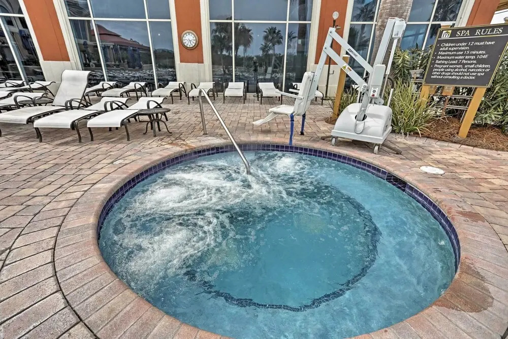 Pensacola Beach Resort Condo With Beach Access!