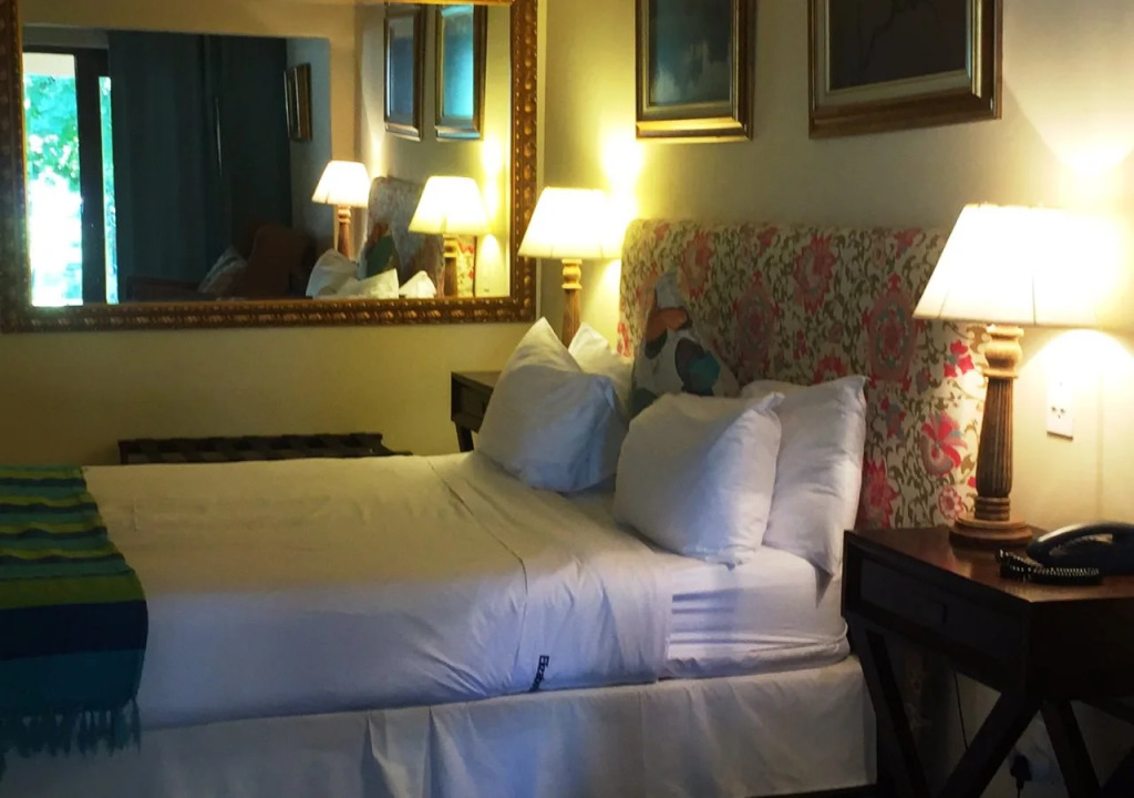 Elizabeth Manor Guest House