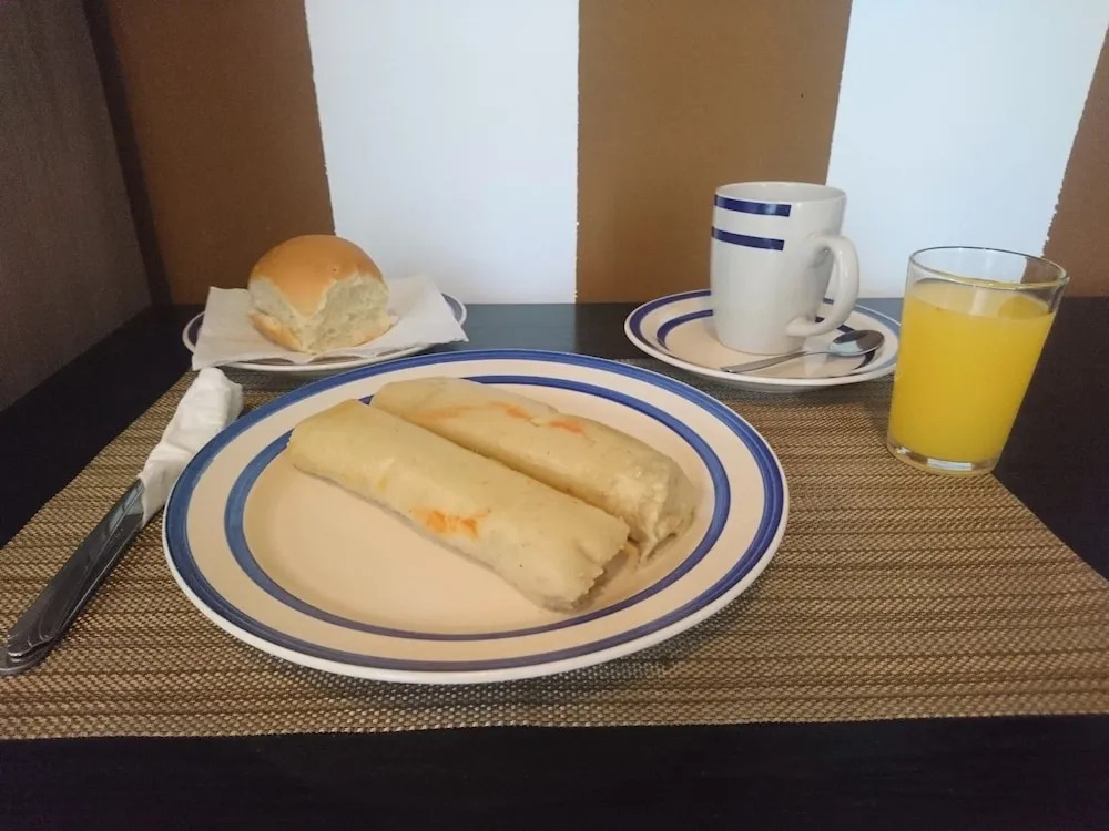 Hostal San Benito - Zona Rosa