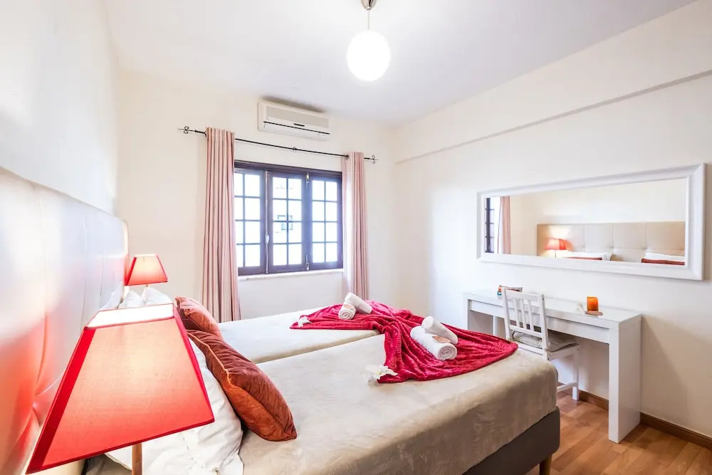 Villa Royal Sandals - com BBQ e piscina aquecível em Albufeira