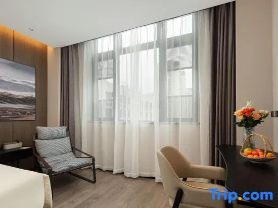 Taizhou Huangyan Yongning  Atour Hotel