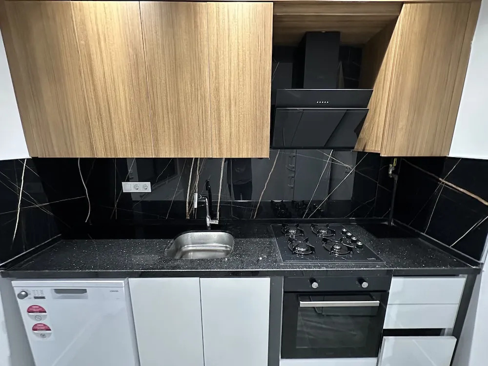 Real Homes Lara Self Check-in Apartments