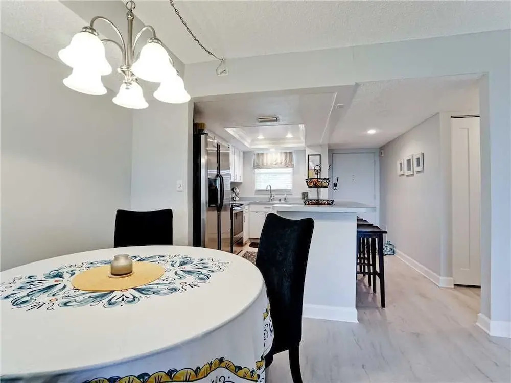 Inlet 21 - Two Bedroom Condo