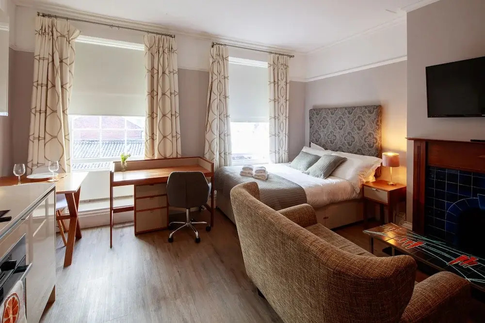 Charlotte Rise - Urban Apartments