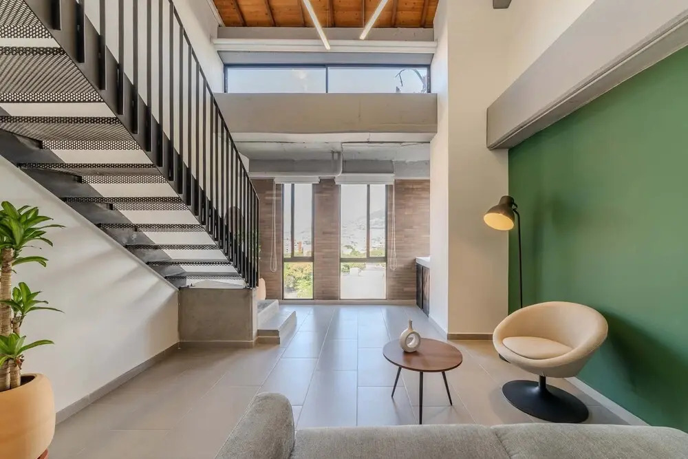 W Contemporary Loft w AC in Trendy Laureles