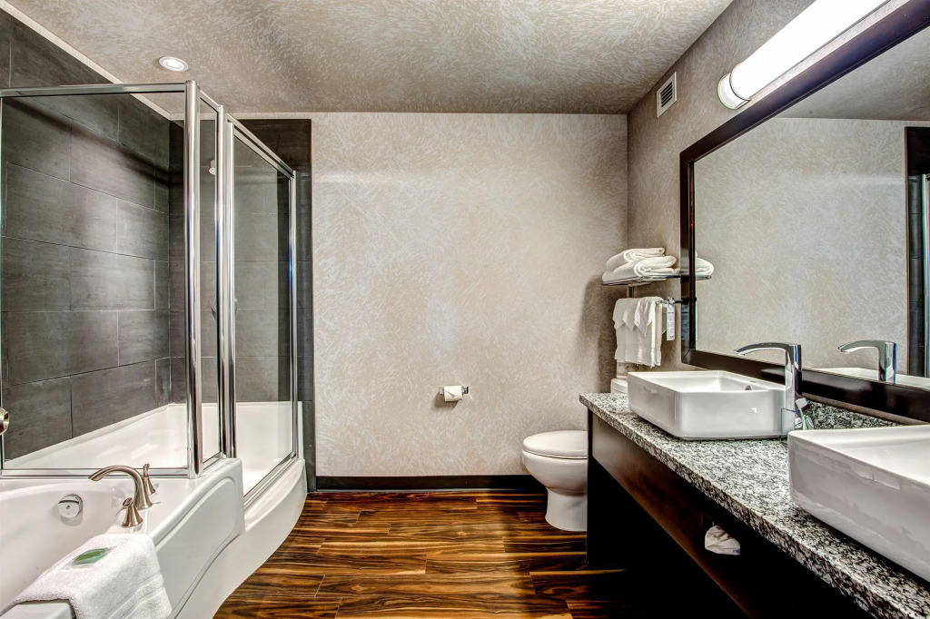 Home Inn & Suites - Swift Current