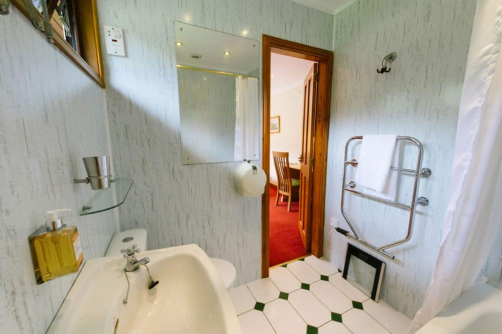The Buzzard Lodge 2 bedroom sleeps up to 4