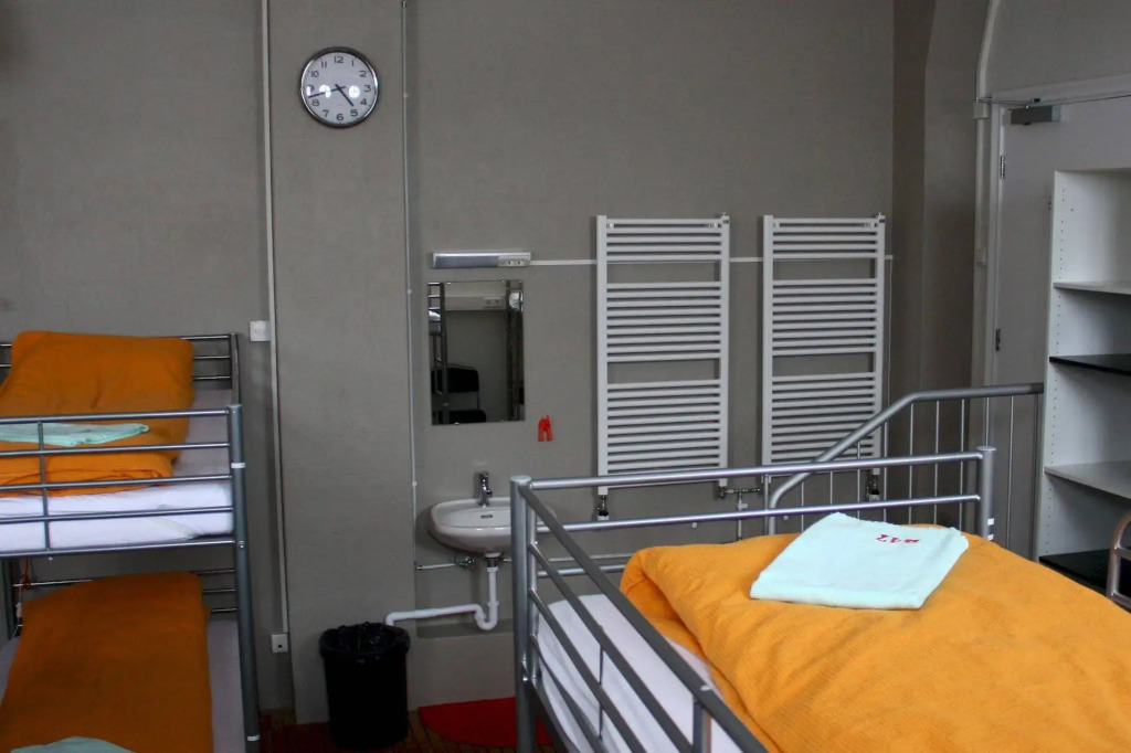 Hostel B47