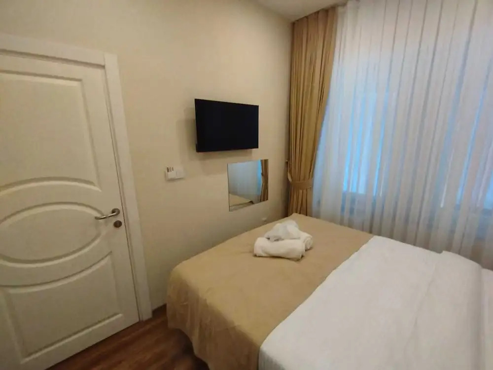 Taksim Nacre 360 Suit