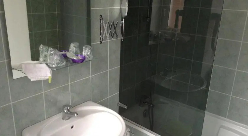 Hotel Universel