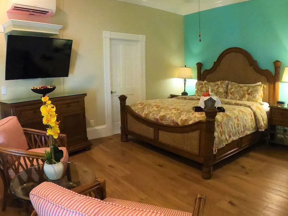 La Pensione Inn - Adult Exclusive
