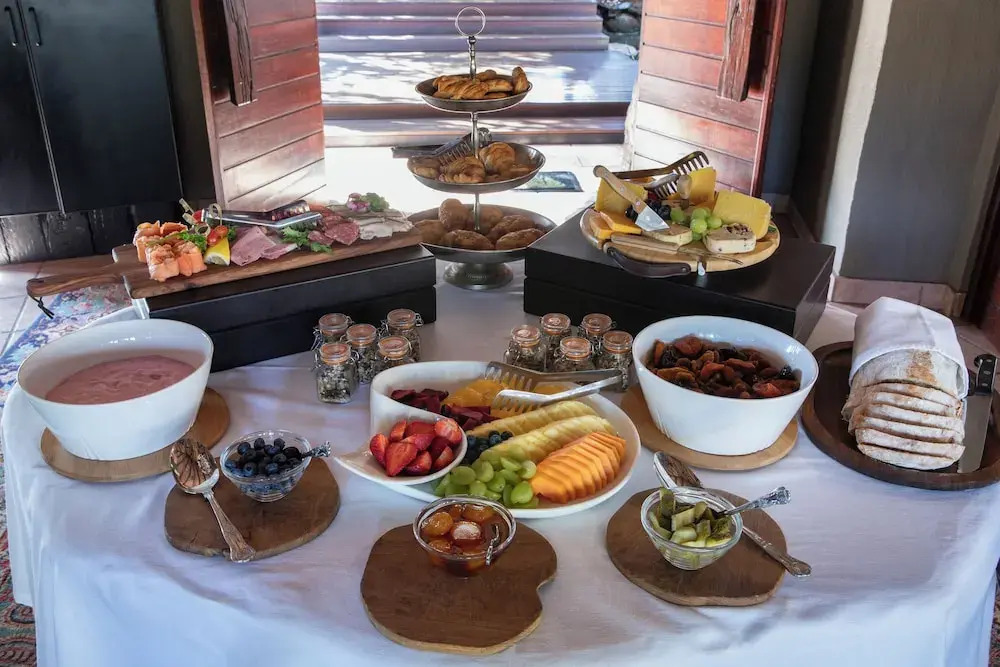 Ndlovu Safari Lodge