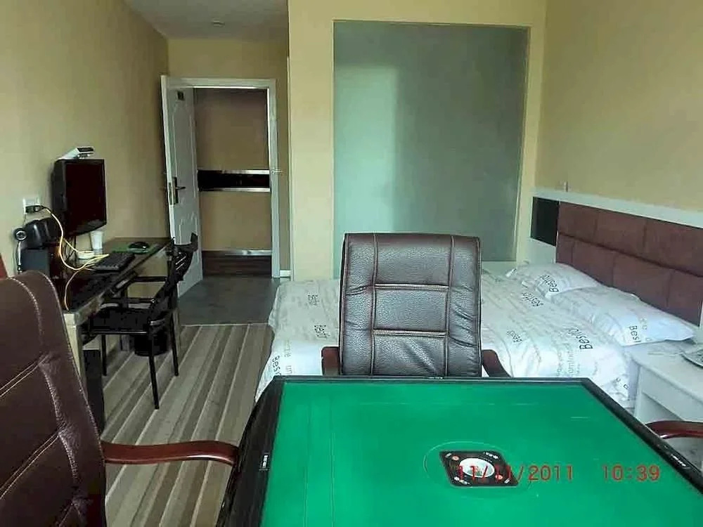 Xianning 2010 Youth Hotel